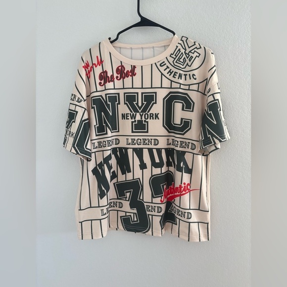 graphic NYC baseball tee - Picture 2 of 7